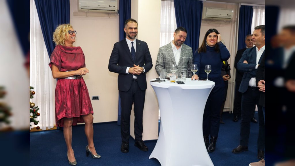 Gradonačelnik Mićin sa istaknutim privrednicima Novog Sada u RPK