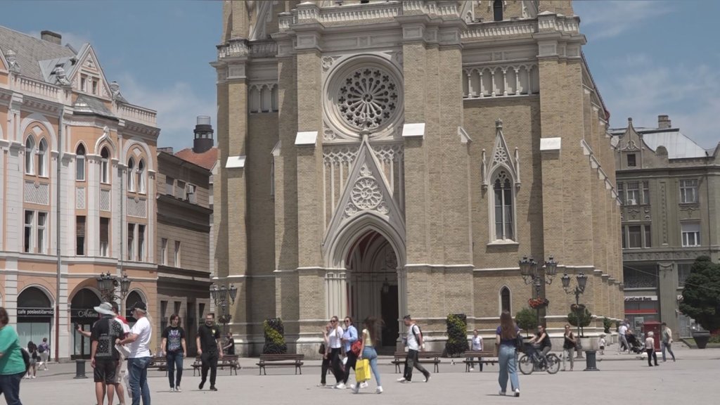 Srpska Atina kao svetska destinacija: Strani turisti preplavili Novi Sad