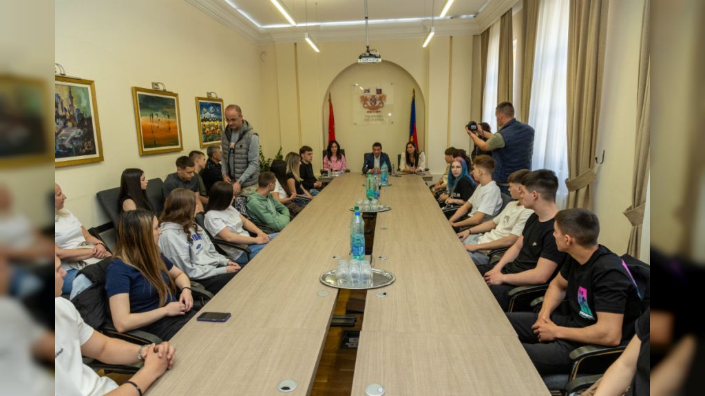 Grad Kikinda podržao svoje najbolje sportiste: Potpisani ugovori o stipendiranju za 2026. godinu