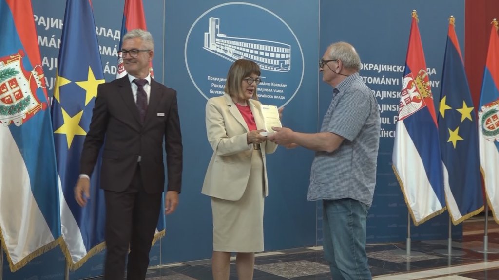 Crveni krst Vojvodine obeležio Nacionalni dan dobrovoljnih davalaca krvi i uručio priznanja najhumanijima