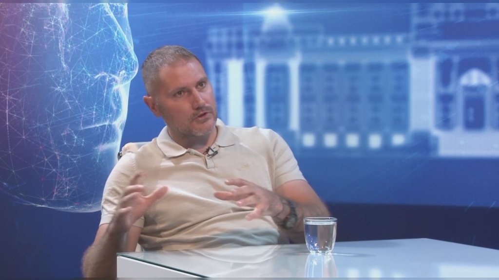 Tabašević: Želeo sam da ličnu priču utkam u svoj tekst