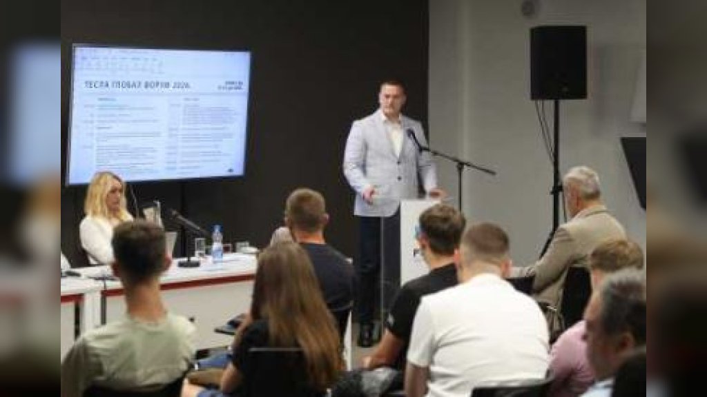 Pomoćnik gradonačelnika Novog Sada otvorio 14."Tesle global forum 2026."