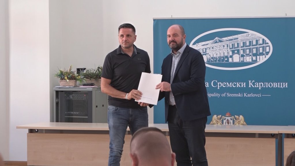 Uručeni ugovori građanima Sremskih Karlovaca za mere energetske efikasnosti