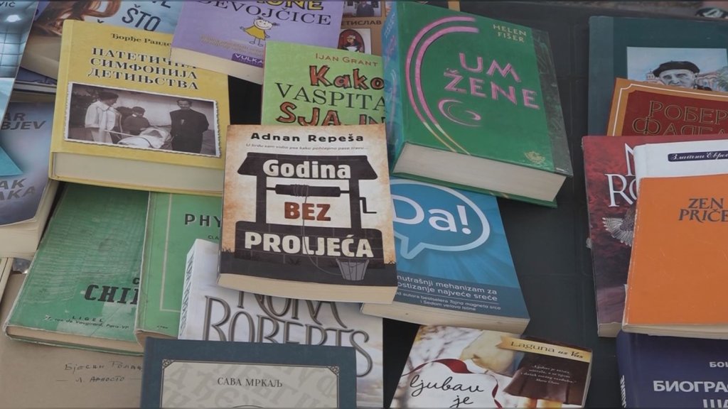 Humanost na delu: Održana berza knjiga u biblioteci na Štrandu