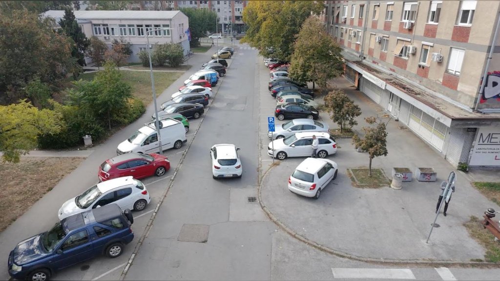 Popravka kolovoza u Barskoj i Pariske komune u Novom Sadu