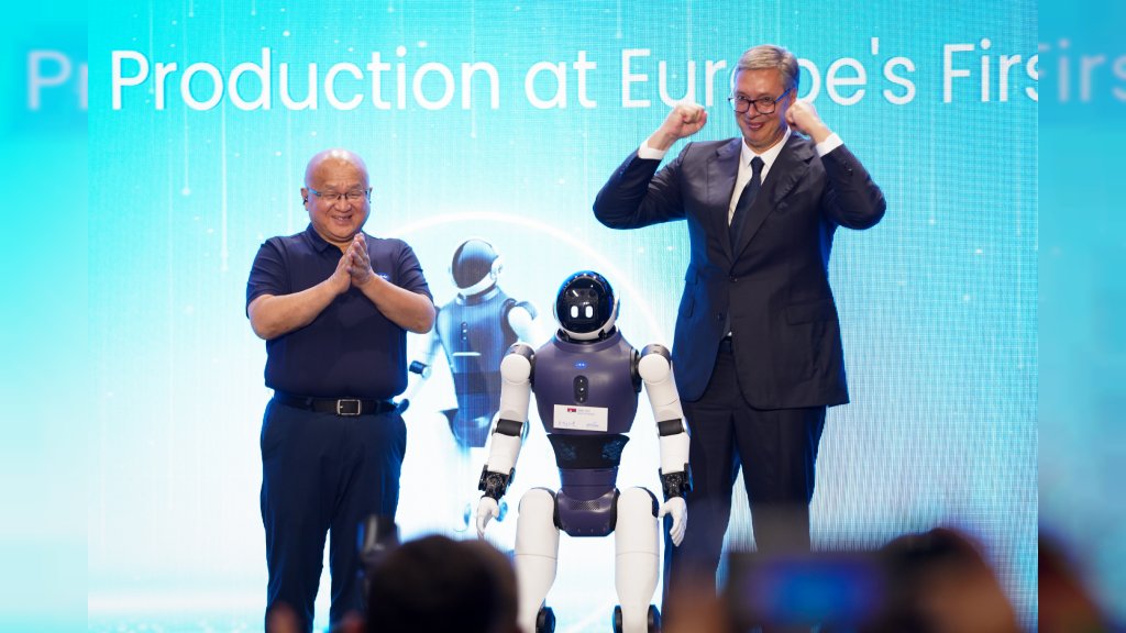 Predsednik Vučić na otvaranju fabrike robota u Šapcu: Srbija je danas iskoračila u budućnost