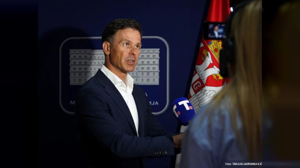 Siniša Mali: Sve je spremno, u ponoć počinje prijava punoletnih građana za 6.000 dinara
