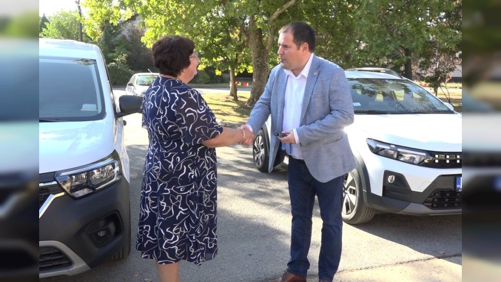 Kanjiža: Dva nova vozila za Predškolsku ustanovu "Naši biseri"