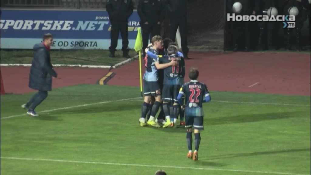 FUDBALERI VOJVODINE SLAVILI U KRAGUJEVCU Pobedili Radnički 1:0