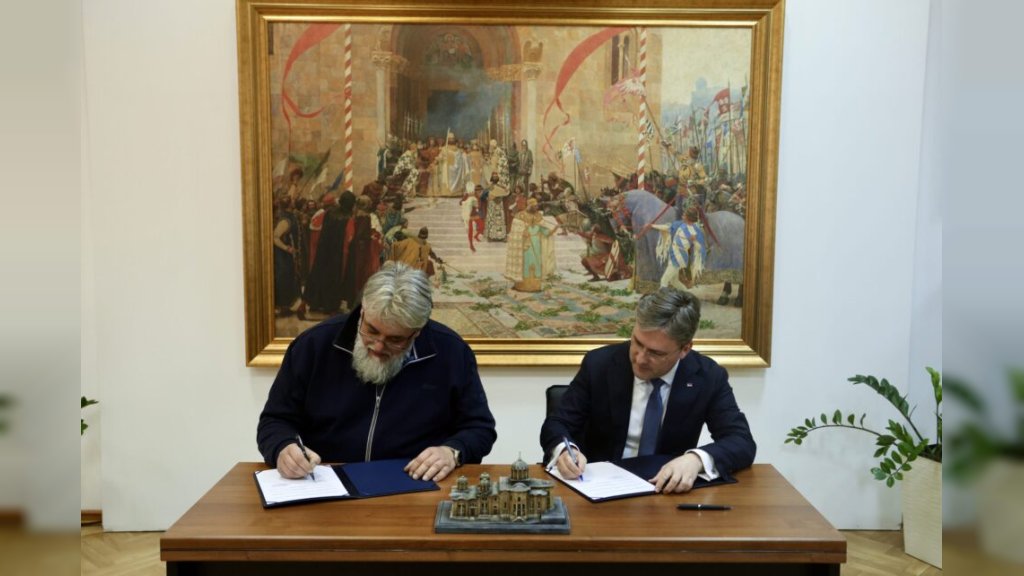 SELAKOVIĆ I RANĐIĆ POTPISALI UGOVOR ZA OBNOVU HILANDARA vredan 138,5 miliona dinara