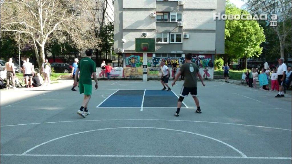 SEZONA TAKMIČENJA U TENISU GLAVOM SVEČANO OTVORENA Održan turnir na Limanu