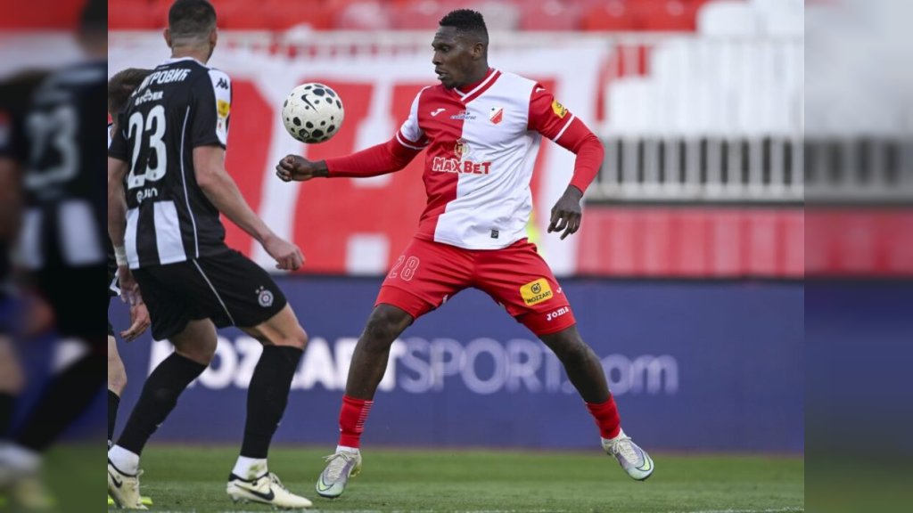 DERBI ZAVRŠEN BEZ GOLOVA Voša napadala, Partizan sa igračem manje izvukao bod