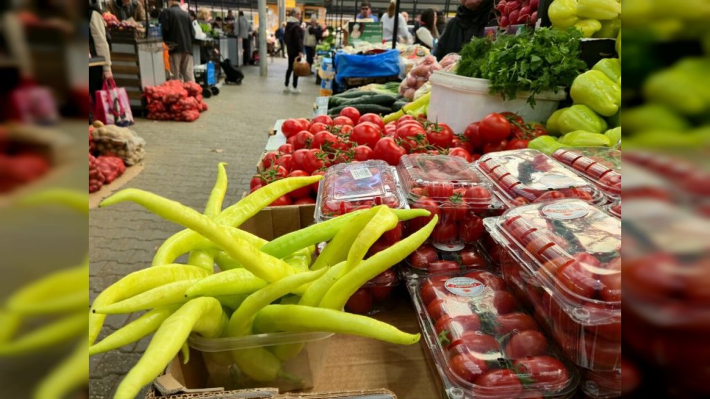 POJAČANE KONTROLE NA PIJACAMA: Uklonjeno više stotina kilograma nebezbedne hrane