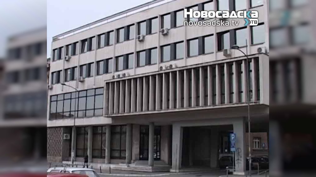 NOVOSADSKI ODBORNICI DANAS U SKUPŠTINSKIM KLUPAMA Na sednici urbanistički planovi, kao i Nacrt o izgradnji stambenog kompleksa na Novoj Detelinari