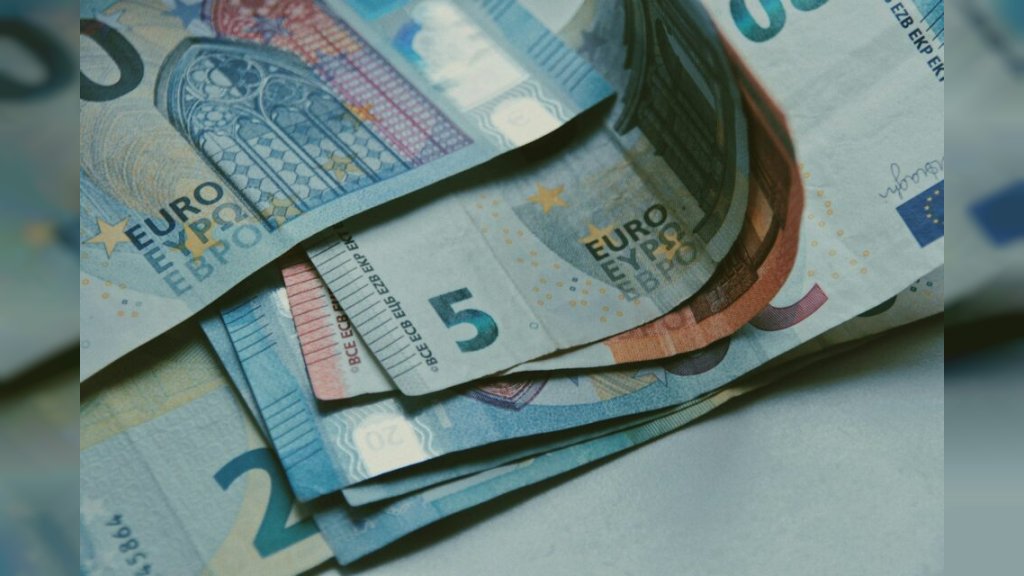 STIGLE PROMENE U MENJAČNICE Nakon vikenda novi kurs, oglasila se NBS