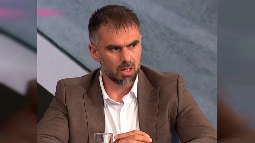 OD PONEDELJKA MAŠINE NA TERENU NA RUMENAČKOM PUTU, U DECEMBRU FUNKCIONALNO D KRILO GLAVNE ŽELEZNIČKE STANICE Gradonačelnik Mićin o velikim projektima u gradu