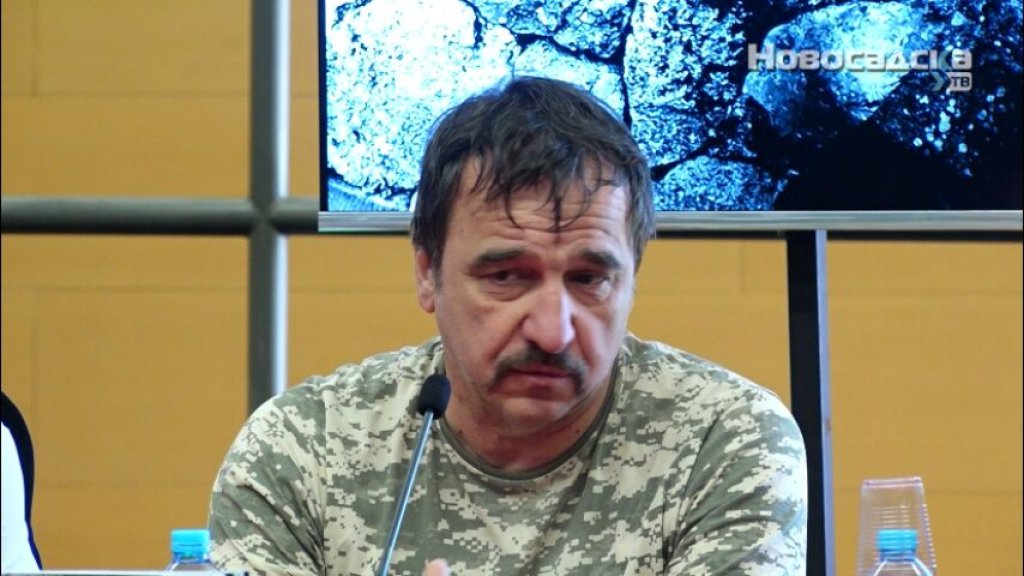 CRNI HUMOR KOJI TRAJE DECENIJAMA „Profesionalac” ponovo osvojio publiku,Nenad Jezdić kao Luka Laban
