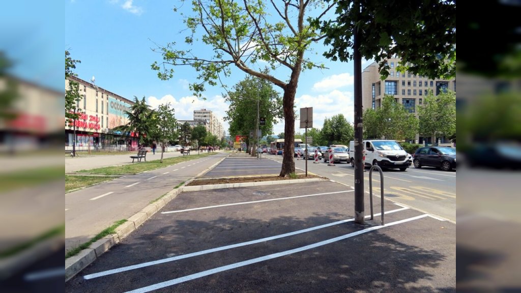 ZAVRŠENA REKONSTRUKCIJA PARKIRALIŠTA NA BULEVARU OSLOBOĐENJA