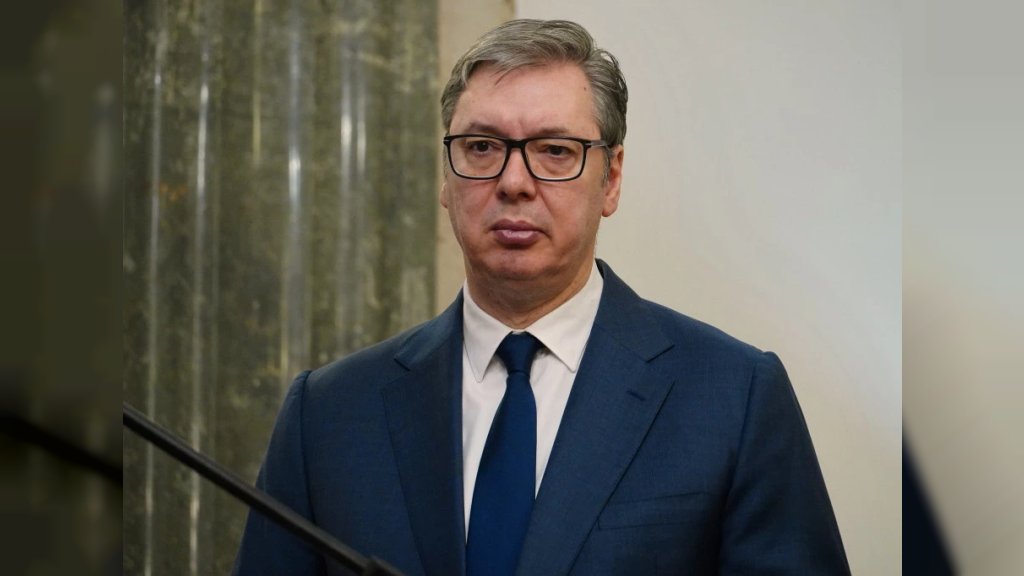 VUČIĆ OSUDIO NAPAD NA AUTOMOBIL SINA DINKA GRUHONJIĆA: Srbija mora biti sigurna za sve
