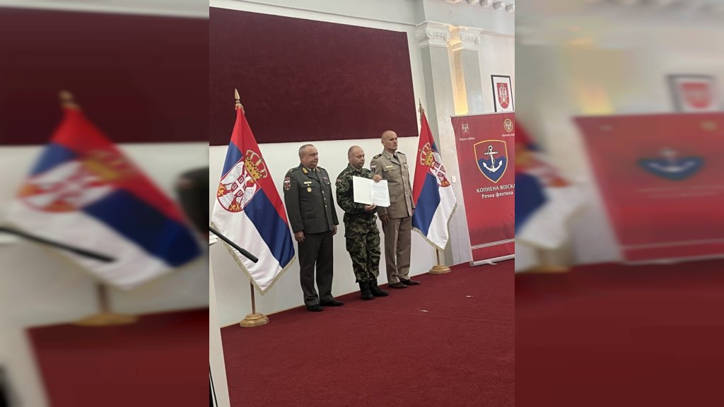 Profesionalni vojnici u Novom Sadu dobili ugovore na neodređeno