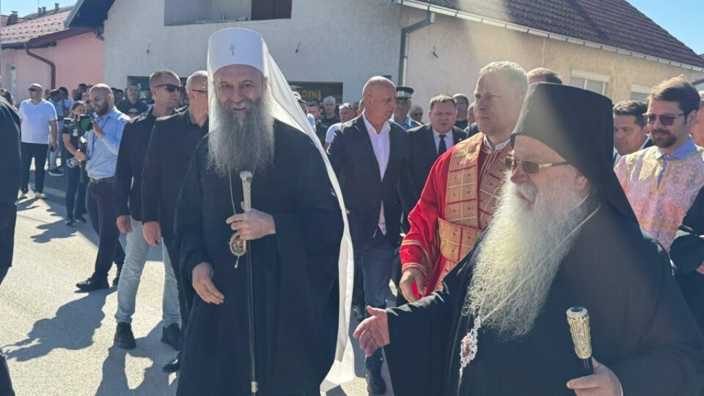 PATRIJARH PORFIRIJE: Pravoslavna vera je „lična karta“ srpskog naroda