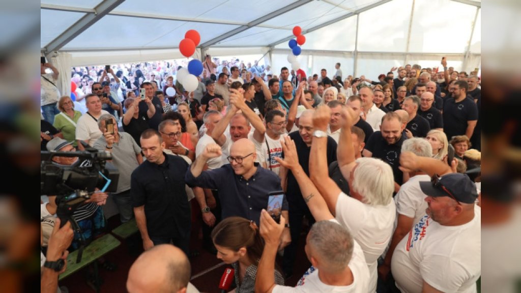 VUČEVIĆ U NOVOM ŽEDNIKU: Ujedinjena Srbija do ubedljive pobede