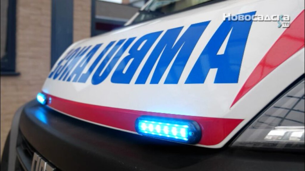 AUTOMOBILOM UDARIO U BANDERU Hitna pomoć: Muškarac (24) preminuo u nesreći u Boljevcima