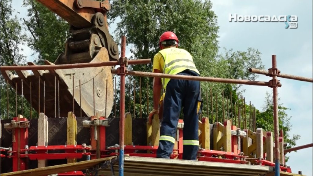 INVESTICIJA OD 350 MILIONA DINARA Počela izgradnja novog bunara na Petrovaradinskoj adi