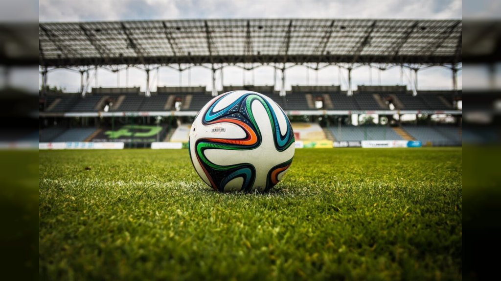 SUPERLIGA SRBIJE Zvezda i Vojvodina u derbiju kola, Partizan gostuje Mačvi