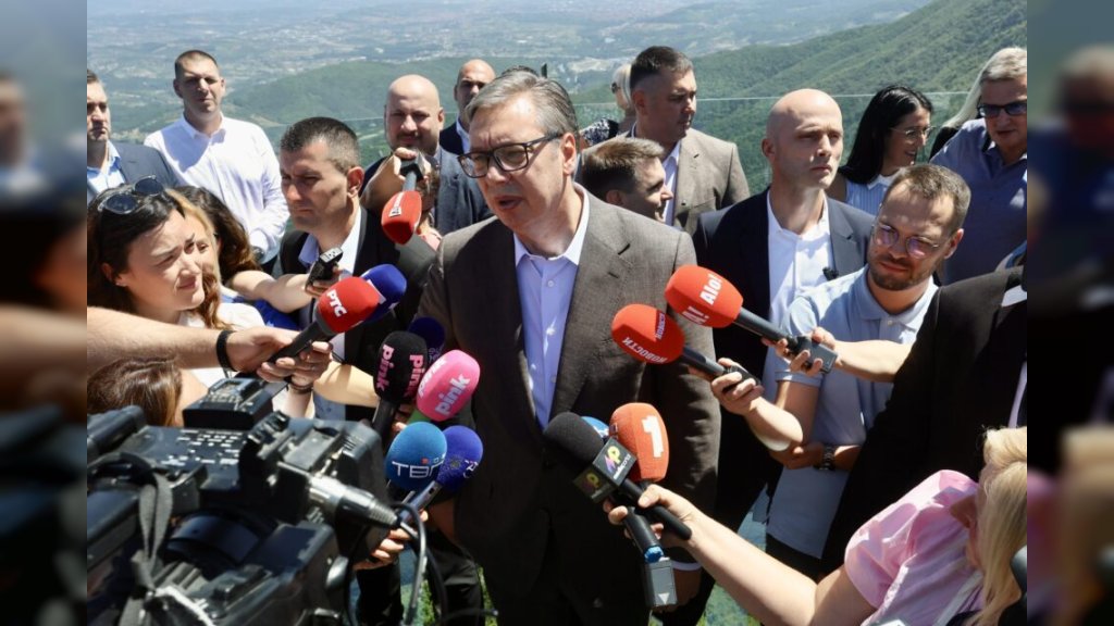 „NA JEDNOM SMO OD NAJLEPŠIH MESTA U SRBIJI” Vučić: Vidikovac na Kablaru čudesan – pozivam sve građane da ga posete!