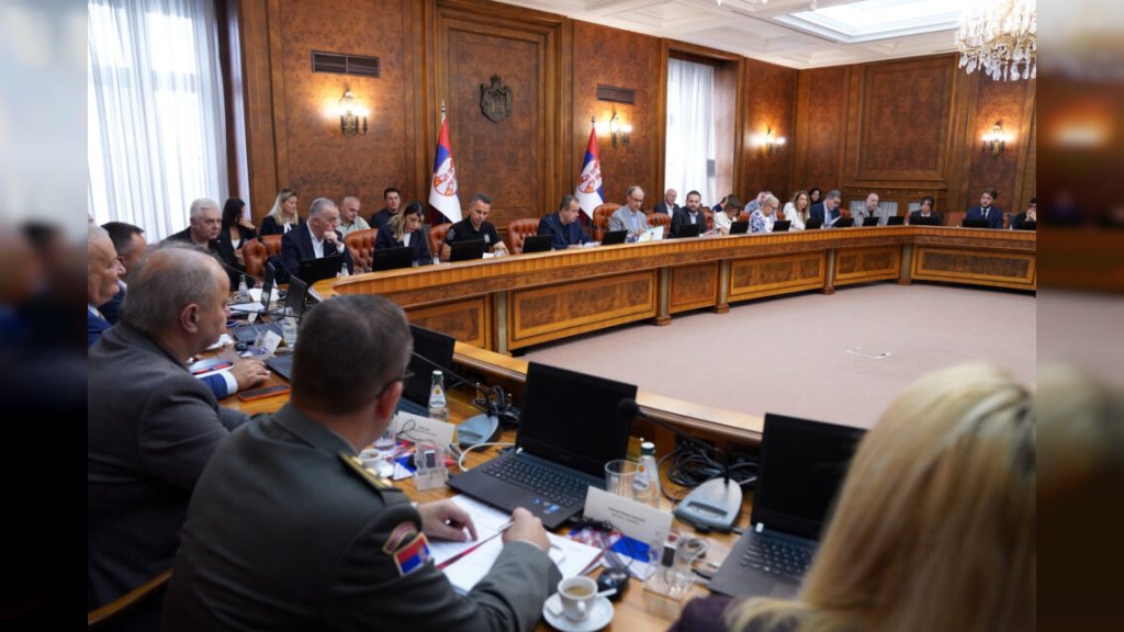 HITNA SEDNICA ŠTABA ZA VANREDNE SITUACIJE Vlada Srbije zaseda zbog ekstremnih temperatura, požara i reka
