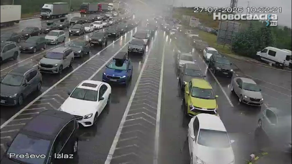 Putnička vozila na graničnim prelazima čekaju u proseku 30 do 40 minuta