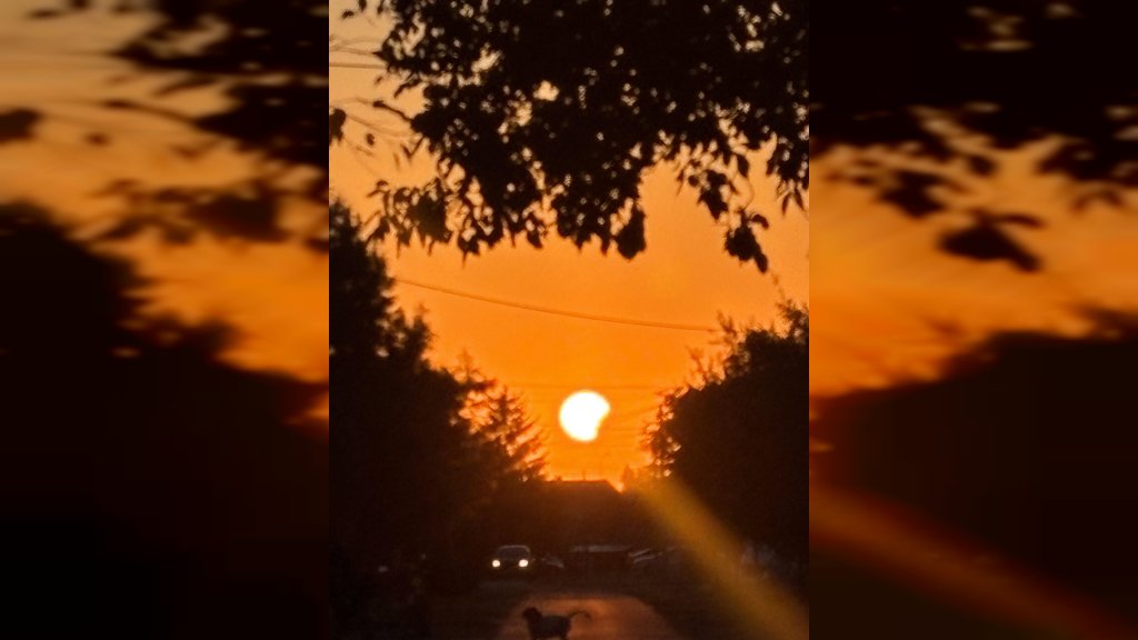 NEBESKI „OKRŠAJ” IZNAD NAŠIH GLAVA! Evo kako je izgledalo delimično pomračenje Sunca iznad Srpske Atine — a večeras nas očekuje i kiša meteora!