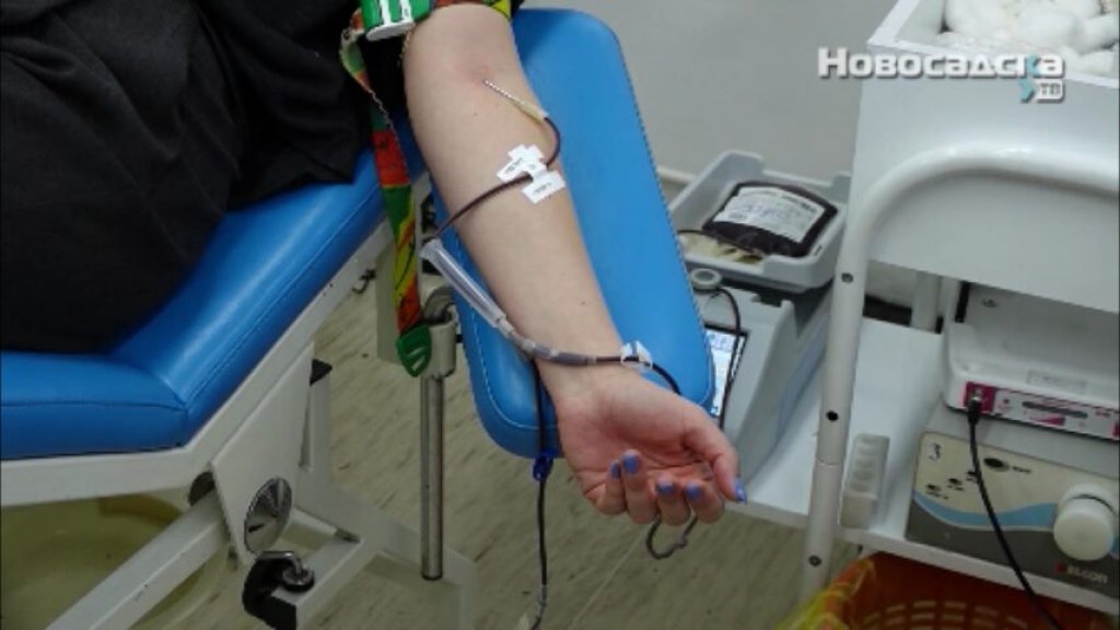AKCIJA DAVANJA KRVI Ekipe Zavoda za transfuziju krvi na terenu širom Vojvodine, ovo je raspored za naredne dane