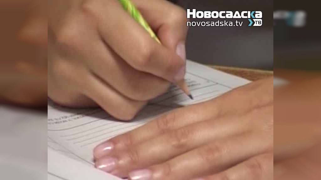 MALI MATURANTI DANAS NA NOVOM ISPITU Na redu test iz matematike, sutra izborni predmet