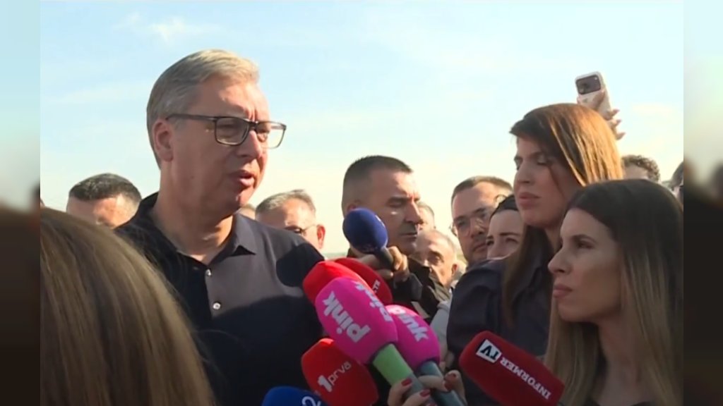 PREDSEDNIK VUČIĆ STIGAO U SREMSKU MITROVICU Obilazi radove na važnom putu ka Republici Srpskoj: „Da bude otvoren do kraja oktobra!“