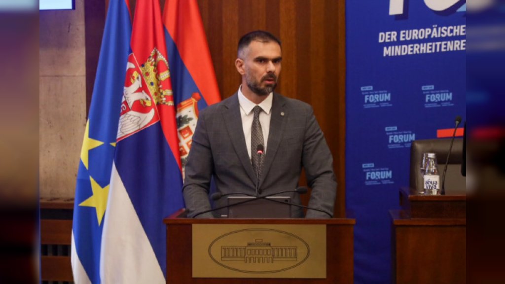 GRADONAČELNIK MIĆIN ODBRUSIO POGAČARU Stao na put neistinama opozicije o JGSP i borbi sa požarom: Star im je kamion, ali su im srca i hrabrost velika