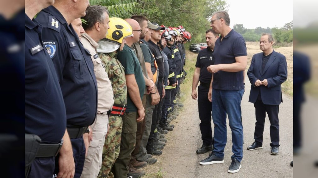 „SVE SU LAGALI I IZMIŠLJALI!“ Vučić žestoko o lažima o požarima u Deliblatskoj peščari