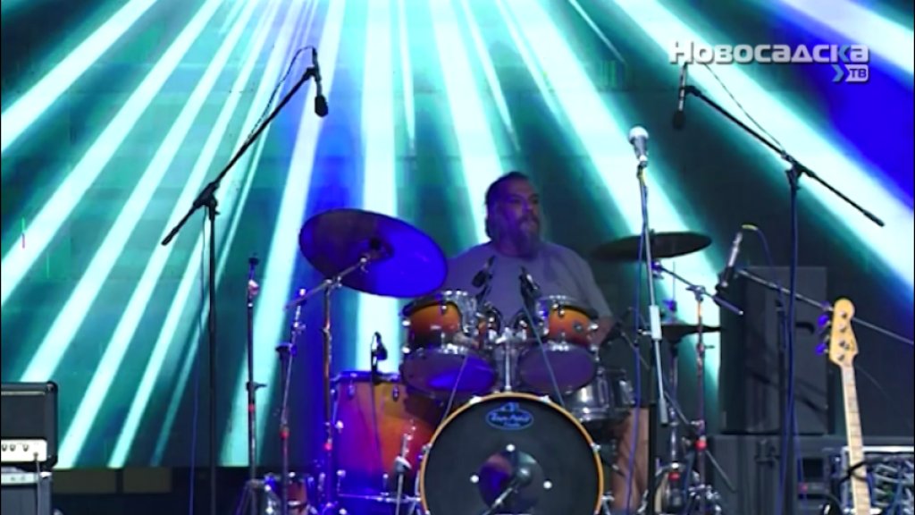 SPEKTAKL U KAĆU! Legendarno „Atomsko sklonište” glavna zvezda 12. Gitarijade Vojvodine