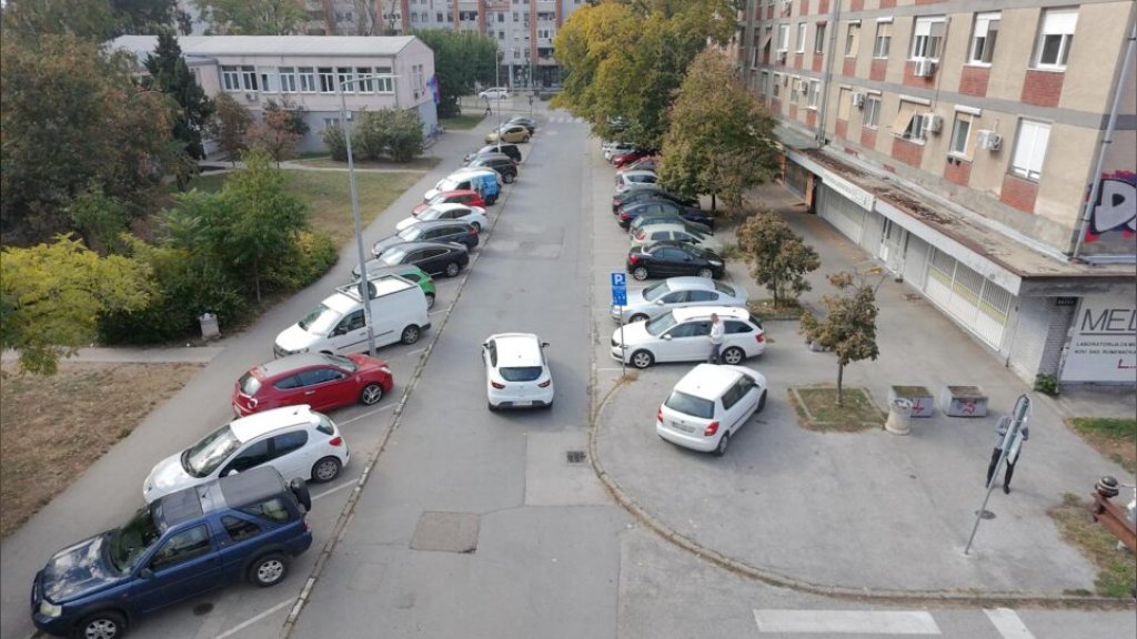 POPRAVKA KOLOVOZA U ULICI BARSKOJ I ULICI PARISKE KOMUNE U NOVOM SADU