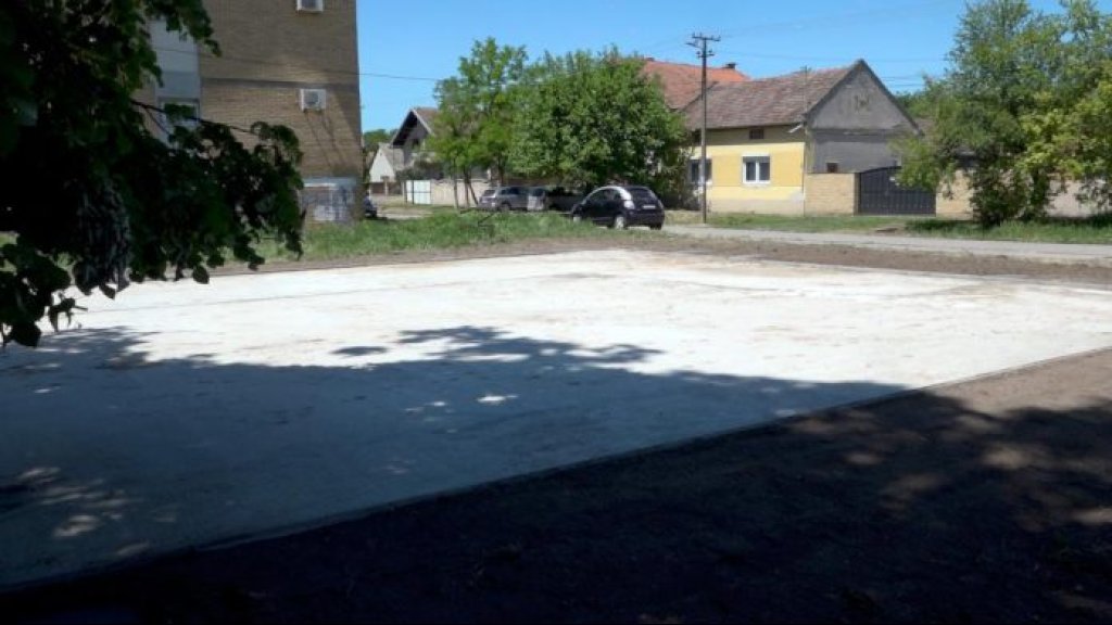 Novo igralište kod „Cash & Carry-ja“ i rekonstrukcija pitch terena na Vašarištu