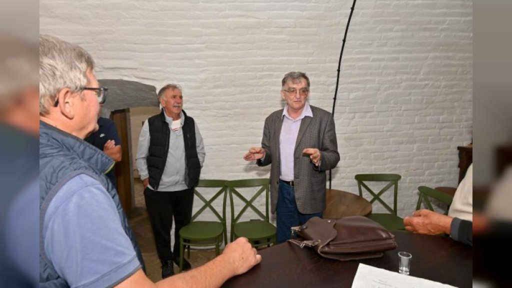 Prof. dr Dragan Vujović sa Poljoprivrednog fakulteta u Beogradu posetio vinske podrume u Crvenki