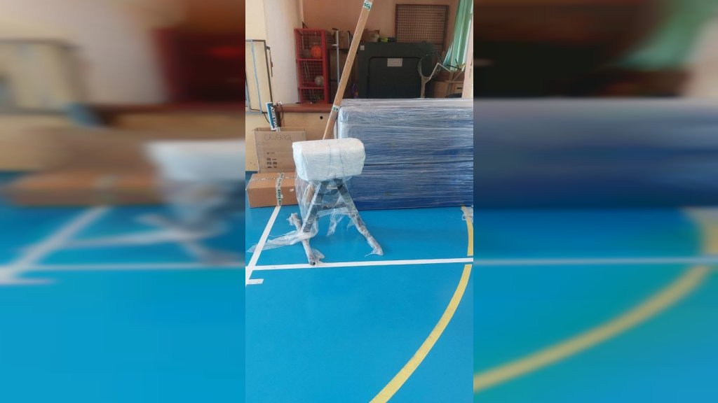 Osnovna škola „Vuk Karadžić“ dobila sredstva za obnavljanje i dopunu sportskih rekvizita
