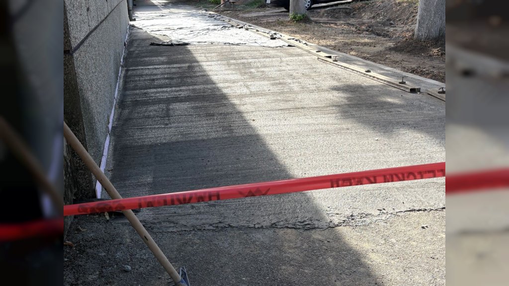 Uređuju se pešačke staze u Iđošu, počela i kompletna rekonstrukcija Kraljevića Marka u Kikindi