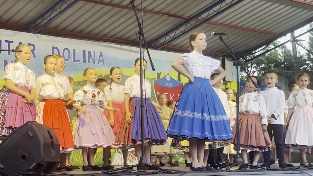 Dečji ansambli iz Padine i Bratislave zajedno na sceni