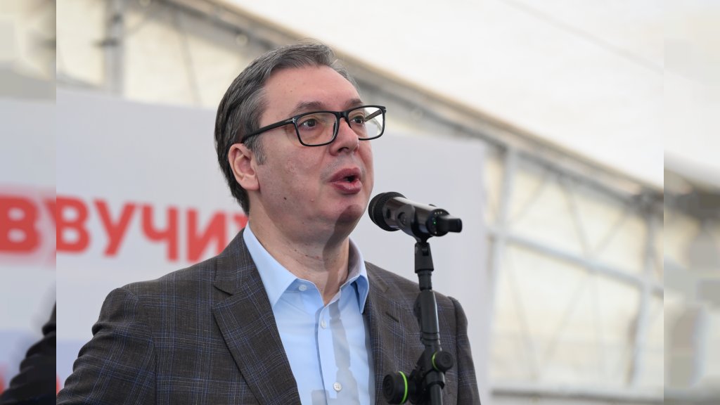 Predsednik Vučić sa građanima Kule: Izađite na izbore 29. marta, glasajte za budućnost svoje dece