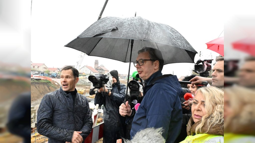 Vučić: Gotova brza pruga do Budimpešte, voz Soko već na test vožnjama u Mađarskoj