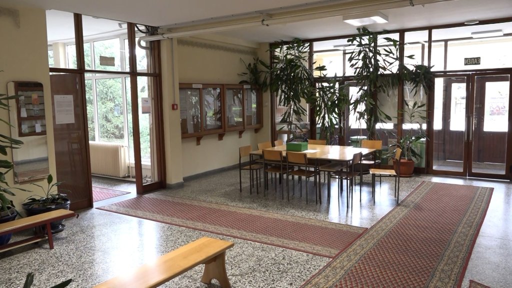 Iako je jedna od najstarijih ustanova Srbiji i dalje je magnet za studente