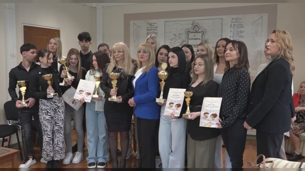 Gradska većnica primila nagrađene učenike Tehničke škole