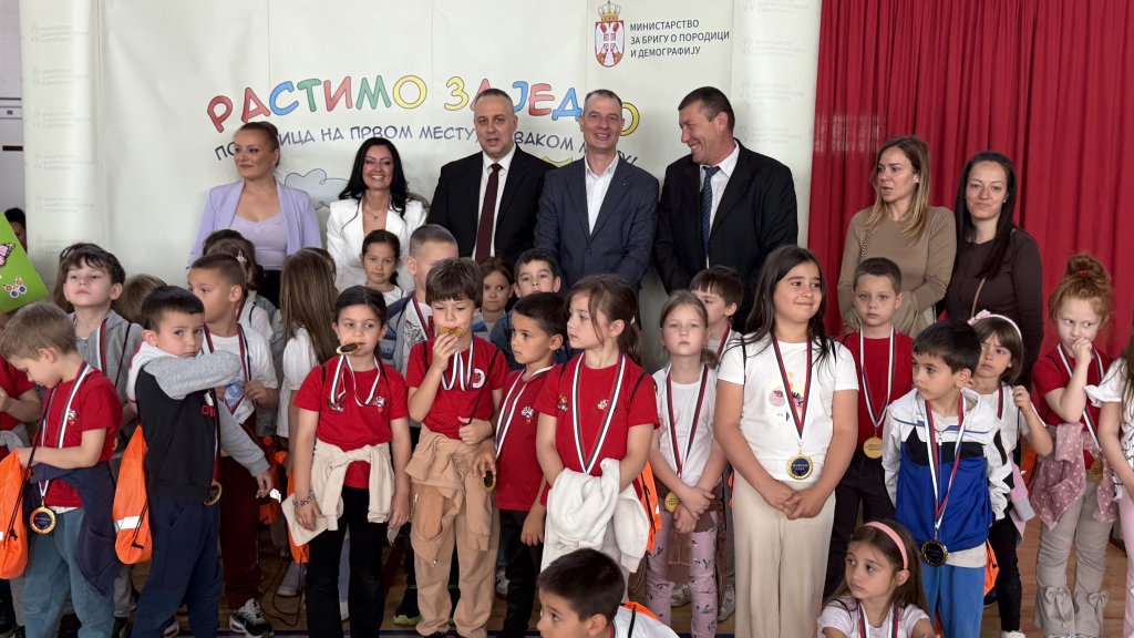 U Kovinu održan karavan "Rastimo zajedno" posvećen demografskom razvoju